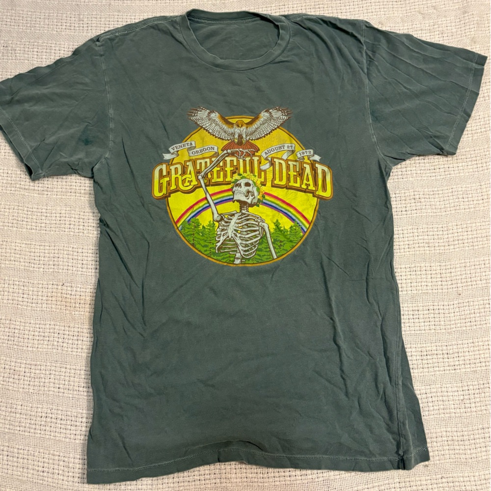 Grateful Dead shirt